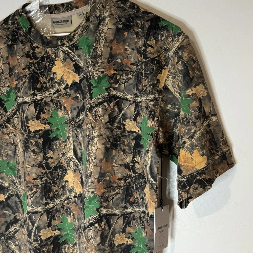 Amongst Others NYC Studio Men's Camouflage Leaves Boxy Fit SZ XLarge NWT - Picture 2 of 11